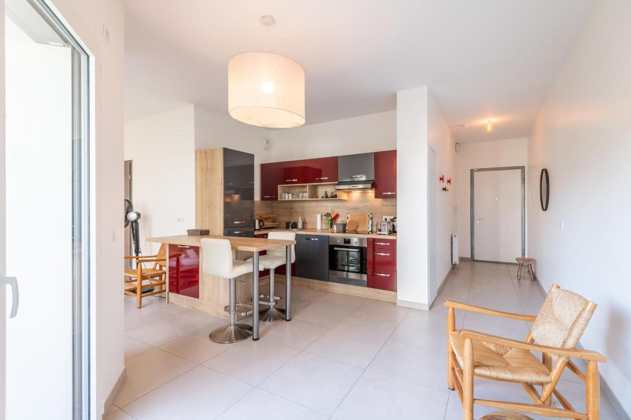 Charming Apartment With Balcony And Parking Near The Center Of Annecy Exteriör bild