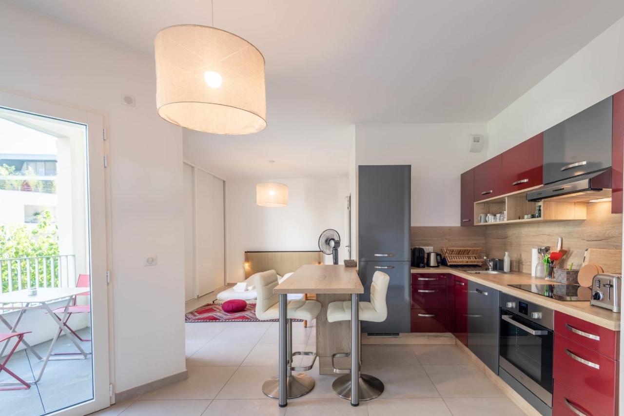 Charming Apartment With Balcony And Parking Near The Center Of Annecy Exteriör bild