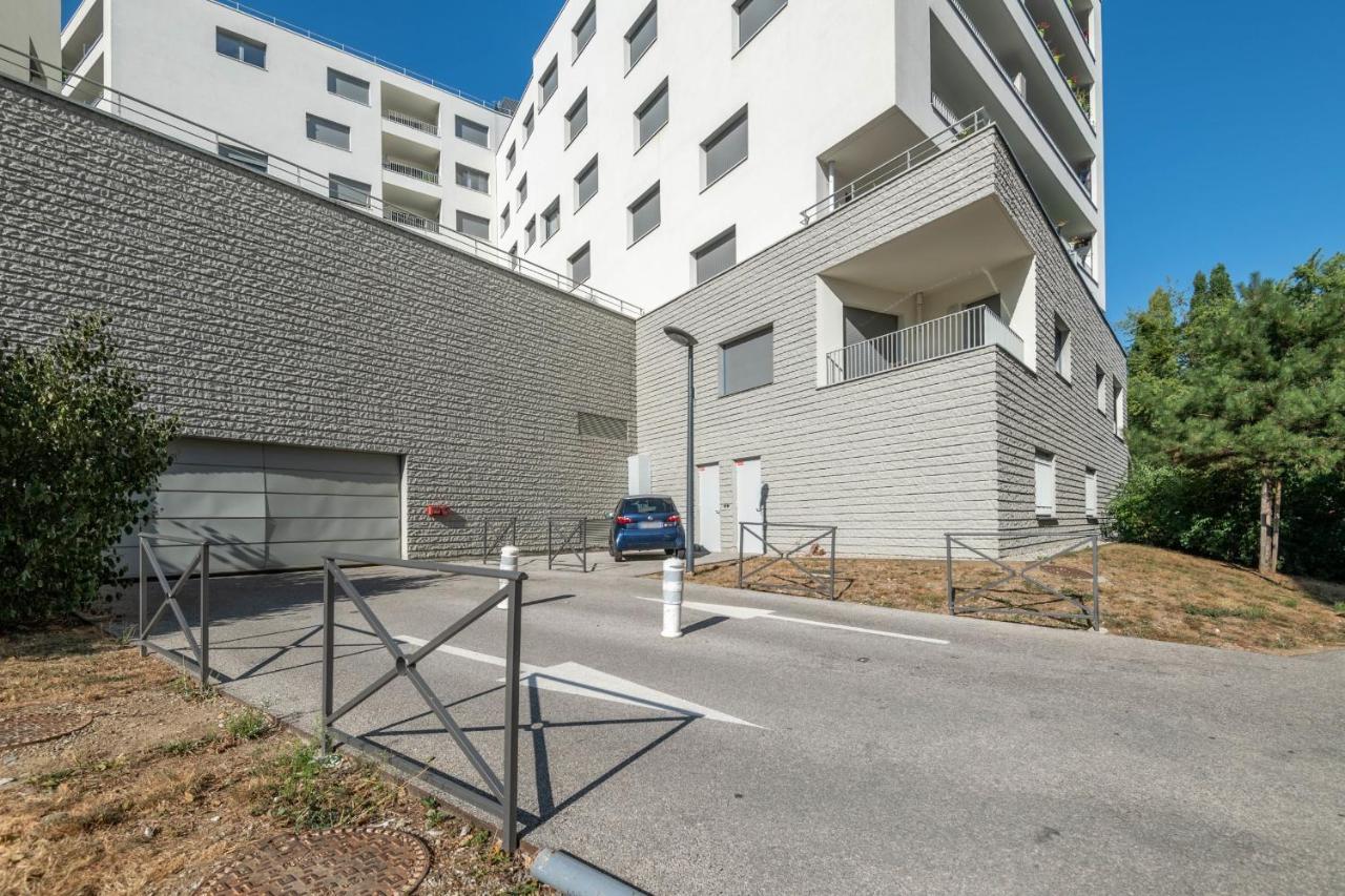 Charming Apartment With Balcony And Parking Near The Center Of Annecy Exteriör bild